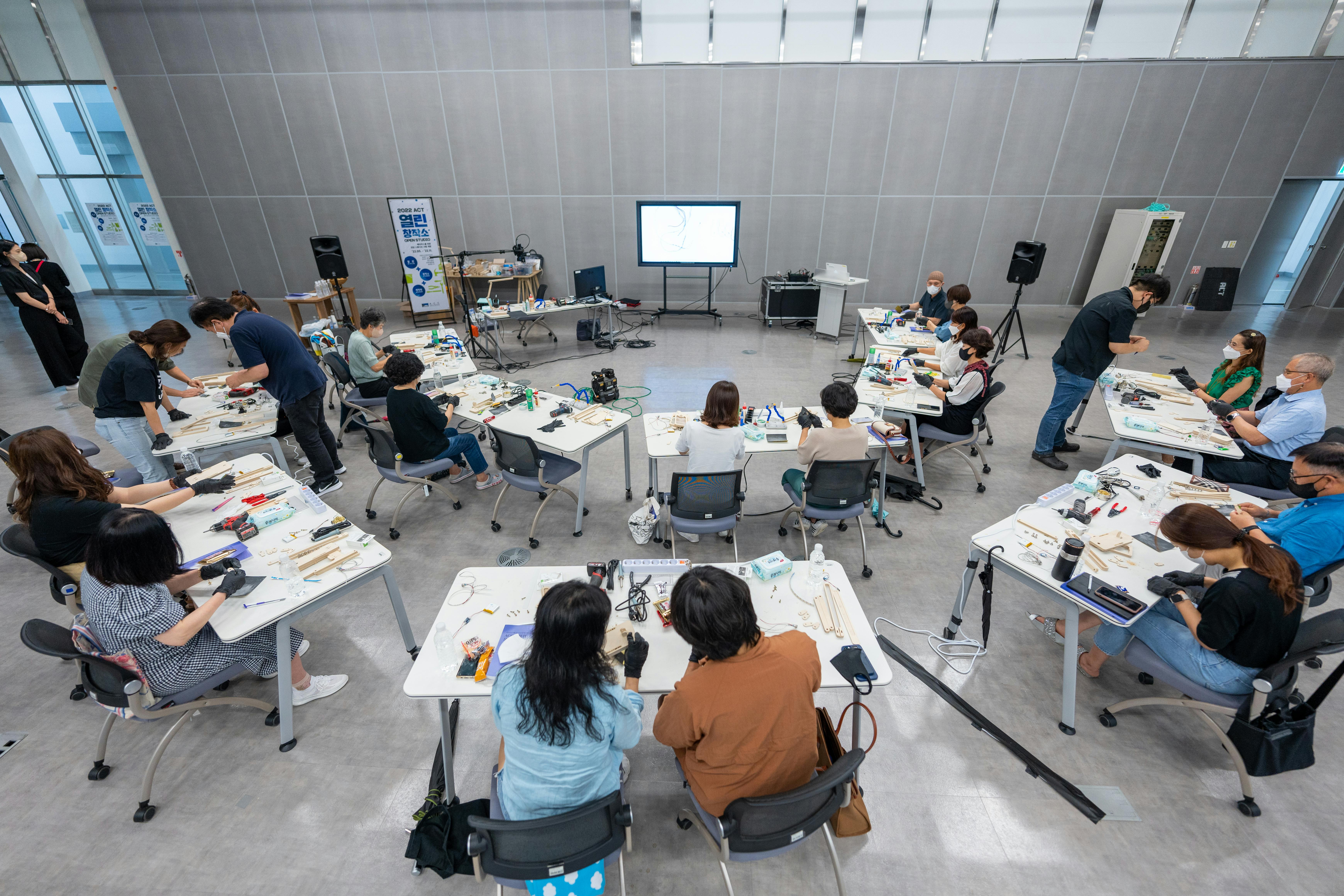 Hands-on technology workshop for skill-based training